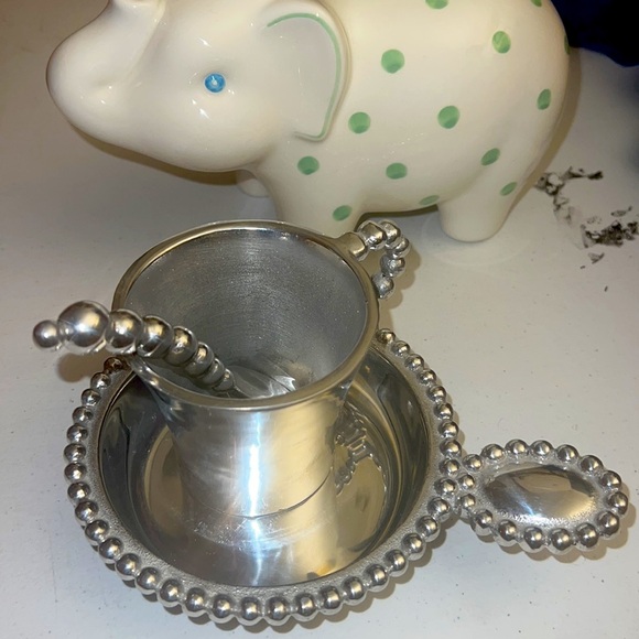 MARIPOSA BNWT Baby GIFT String of Pearls Keepsake Set With Cup, Porringer, Spoon - Picture 6 of 6